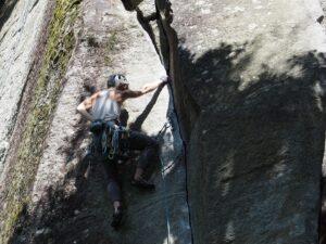 Stage Escalade Trad Cadarese Paroisdumonde Fissure