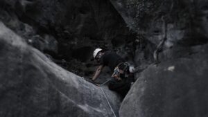 Stage Escalade Trad Fissure Annot Paroisdumonde